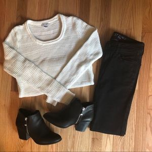 White Knit Old navy Sweater